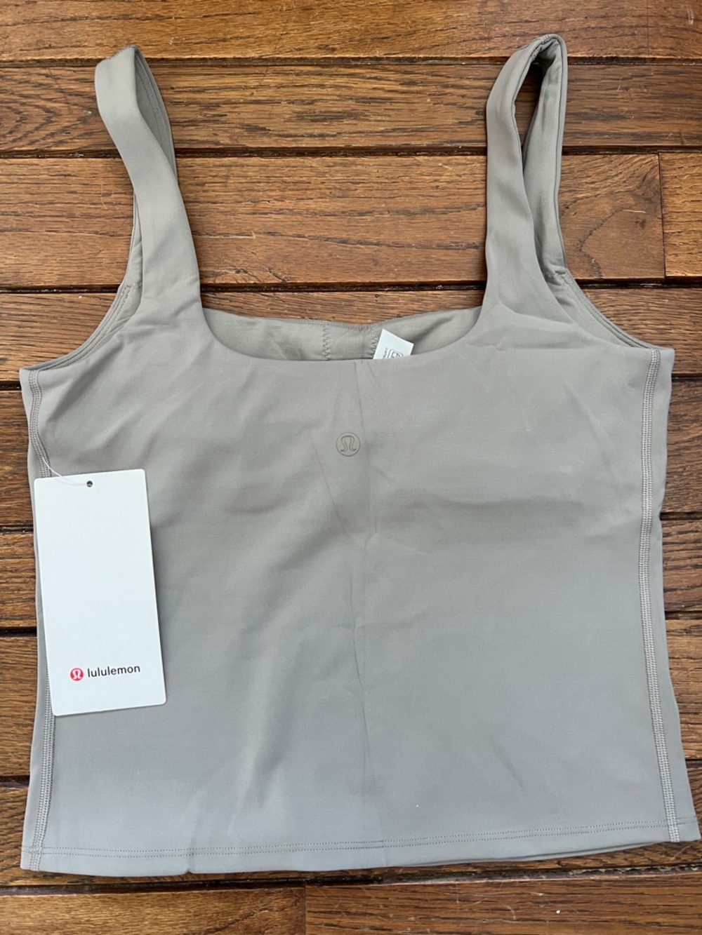 Lululemon Warm Ash Grey Wunder Under Square Neck Tank Size 8 NWT - Picture 4 of 5